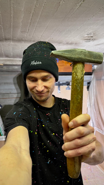 Zimní čepice s výšivkou Makám / Cáklej styl