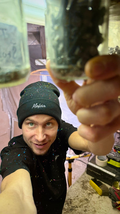 Zimní čepice s výšivkou Makám / Cáklej styl